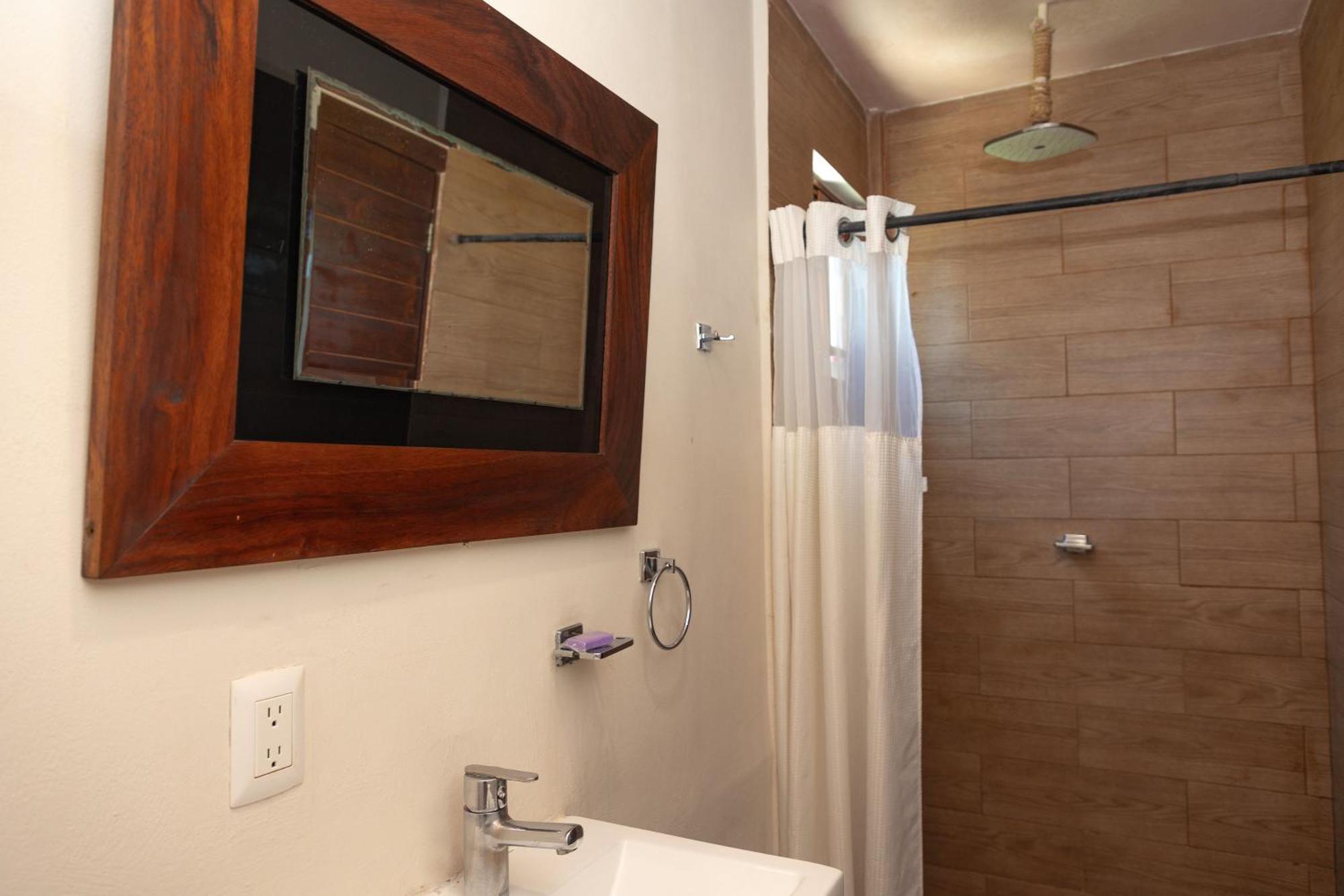 Aquastar Hotel & Apartments Mahahual Exterior photo